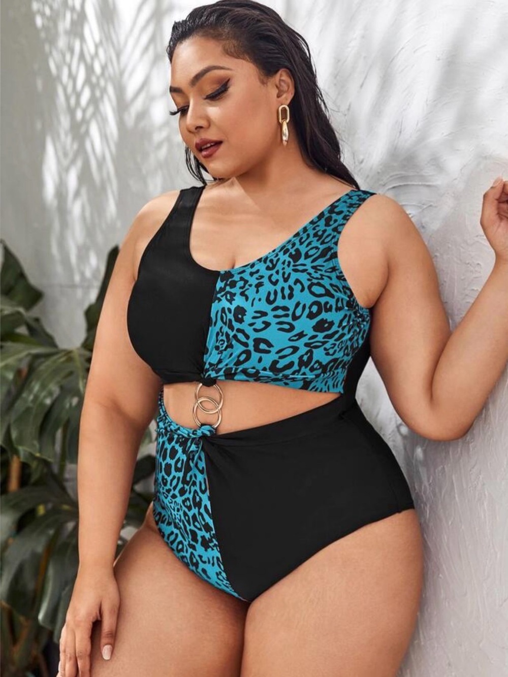 NWOT Plus Size 1XL Cutout One Piece Swimsuit Blue Leopard Print Colorblock